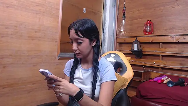 emma candy20 online show from 11/24/25, 11:21