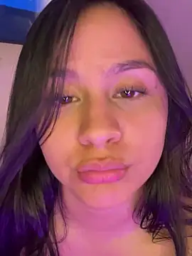 Snapshot of KattyPortman chatting on 12/18/24, 07:36 KattyPortman online show from 12/18/24, 07:36