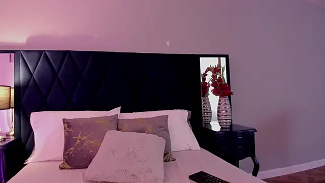 Snapshot of KattyPortman chatting on 02/16/25, 04:31 KattyPortman online show from 02/16/25, 04:31