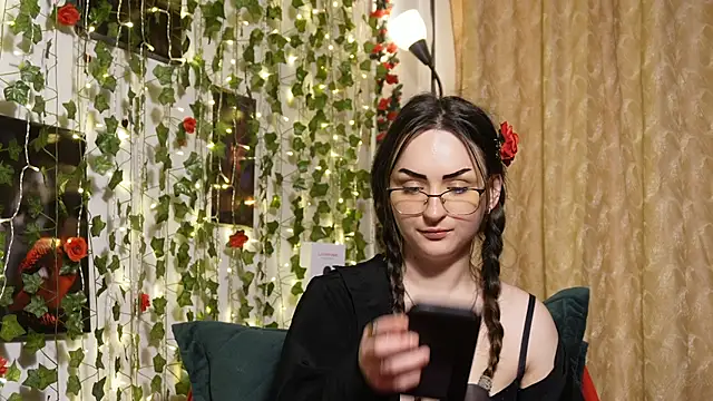 NaughtYHomemadE online show from 03/29/26, 10:04