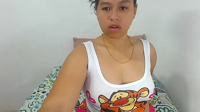 Hazel donna online show from 04/14/26, 11:49