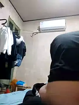 Snapshot of Beijing2000 chatting on 12/27/24, 08:56 Beijing2000 online show from 12/27/24, 08:56