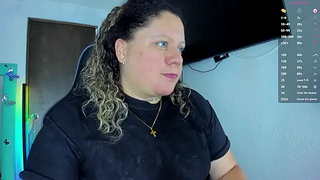 Snapshot of mariana_maze chatting on 12/06/24, 05:31 mariana maze online show from 12/06/24, 05:31