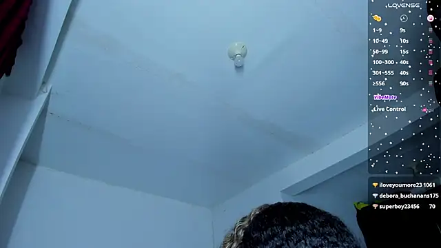 Snapshot of mariana_maze chatting on 12/18/24, 09:25 mariana maze online show from 12/18/24, 09:25