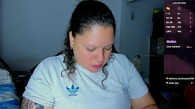 Snapshot of mariana_maze chatting on 01/28/25, 05:11 mariana maze online show from 01/28/25, 05:11