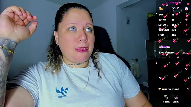 Snapshot of mariana_maze chatting on 01/28/25, 08:14 mariana maze online show from 01/28/25, 08:14