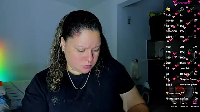 Snapshot of mariana_maze chatting on 02/13/25, 06:30 mariana maze online show from 02/13/25, 06:30