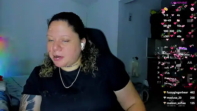 Snapshot of mariana_maze chatting on 02/13/25, 09:41 mariana maze online show from 02/13/25, 09:41