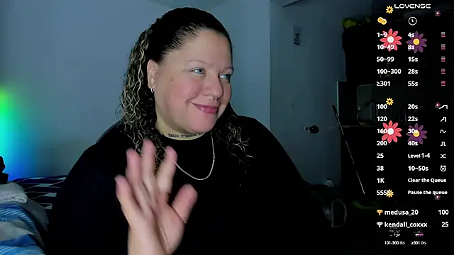 Snapshot of mariana_maze chatting on 02/21/25, 05:56 mariana maze online show from 02/21/25, 05:56