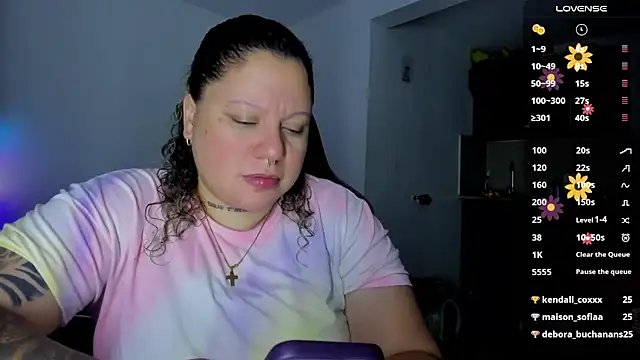 Snapshot of mariana_maze chatting on 02/28/25, 06:43 mariana maze online show from 02/28/25, 06:43