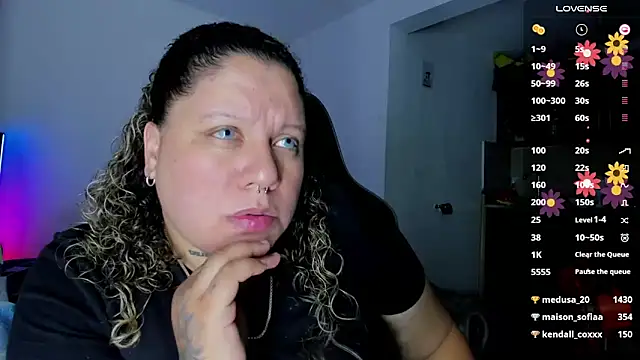 Snapshot of mariana_maze chatting on 03/15/25, 09:41 mariana maze online show from 03/15/25, 09:41