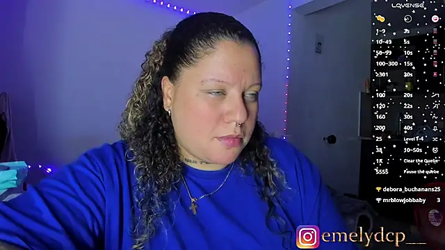 Snapshot of mariana_maze chatting on 11/03/25, 05:31 mariana maze online show from 11/03/25, 05:31