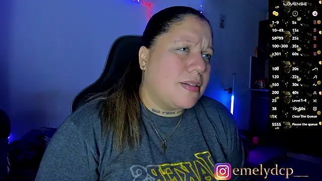 Snapshot of mariana_maze chatting on 02/17/26, 08:33 mariana maze online show from 02/17/26, 08:33