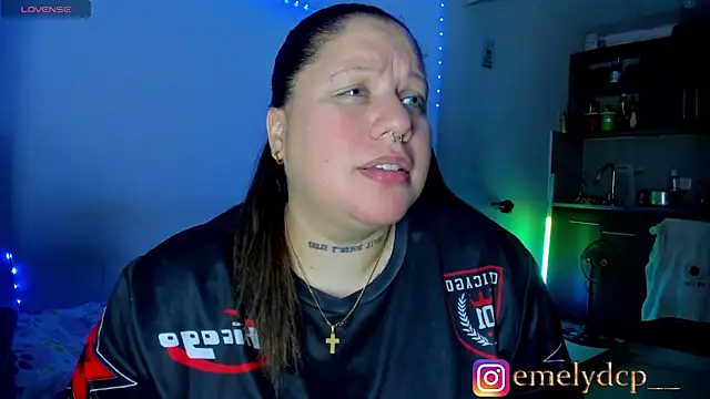 Snapshot of mariana_maze chatting on 04/12/26, 02:05 mariana maze online show from 04/12/26, 02:05