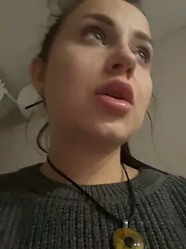 ellie ssexy online show from 12/15/24, 10:15