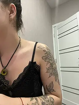 ellie ssexy online show from 12/30/24, 05:15