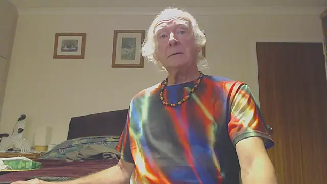 WaverlyKernow online show from 12/15/24, 12:49