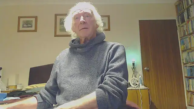 WaverlyKernow online show from 01/22/25, 09:32