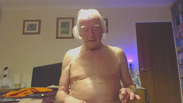 WaverlyKernow online show from 01/26/25, 11:39