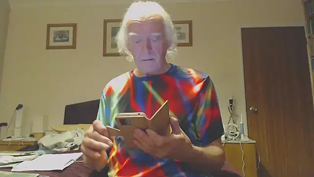 WaverlyKernow online show from 02/04/25, 10:21