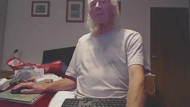 WaverlyKernow online show from 09/27/25, 11:26