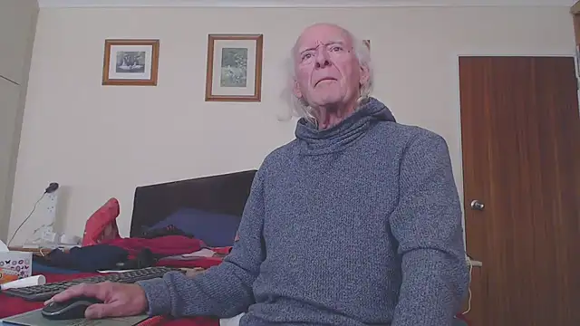 WaverlyKernow online show from 10/12/25, 12:59