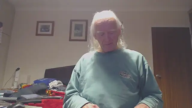 WaverlyKernow online show from 01/18/26, 02:43