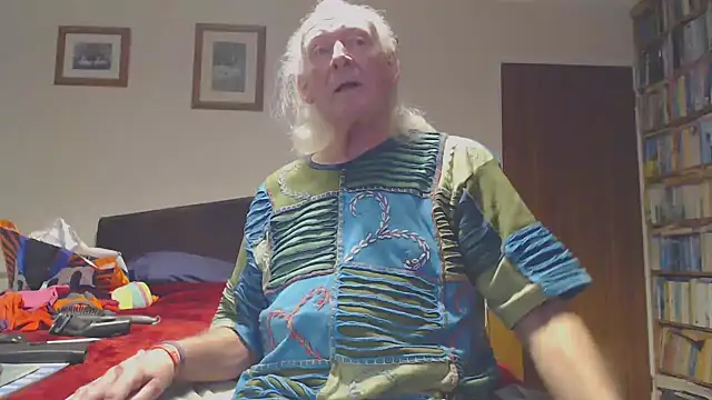 WaverlyKernow online show from 02/07/26, 10:41