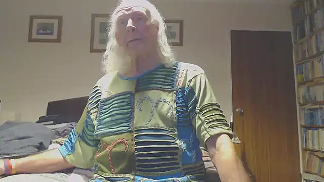 WaverlyKernow online show from 03/05/26, 05:53