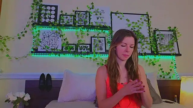 Real Tini online show from 02/08/25, 01:11