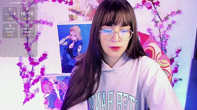 Snapshot of honeykitty_777 chatting on 10/06/25, 06:00 honeykitty 777 online show from 10/06/25, 06:00