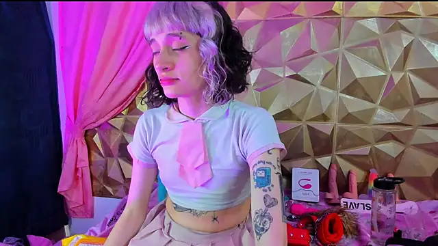 neeko princes online show from 02/17/25, 12:27