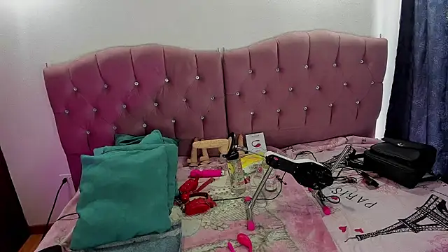 neeko princes online show from 10/22/25, 12:05