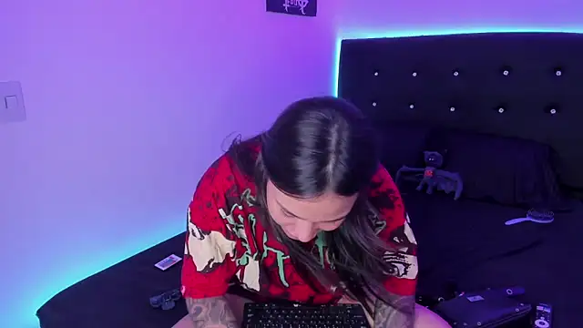 sweett dirty online show from 05/17/26, 03:08
