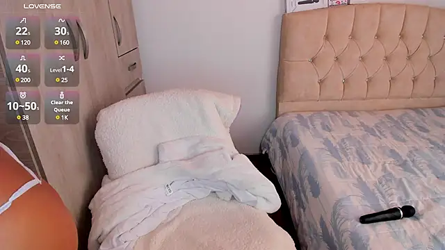 emily1  online show from 12/02/24, 04:20