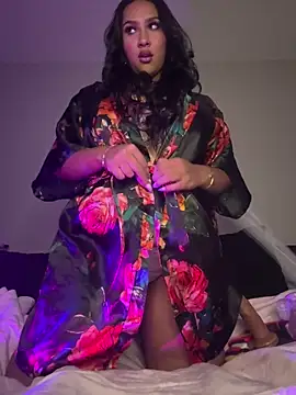 Snapshot of Lickplayofficial chatting on 10/02/25, 03:57 Lickplayofficial online show from 10/02/25, 03:57