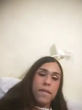 pretty ariiel online show from 07/19/26, 10:24