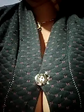 Hotmohni online show from 12/15/24, 10:04