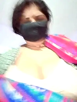 Hotmohni online show from 12/18/24, 12:21