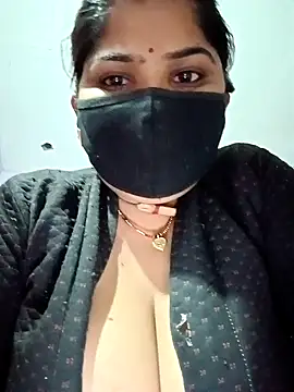 Hotmohni online show from 12/18/24, 02:06