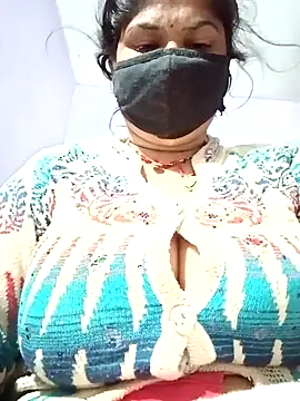 Hotmohni online show from 02/07/25, 09:15