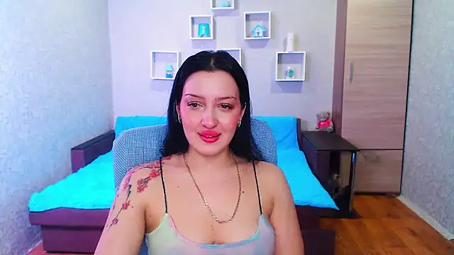 Snapshot of SkarlettMonliss chatting on 12/24/24, 03:37 SkarlettMonliss online show from 12/24/24, 03:37