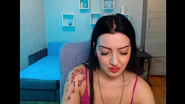 Snapshot of SkarlettMonliss chatting on 01/05/25, 01:15 SkarlettMonliss online show from 01/05/25, 01:15