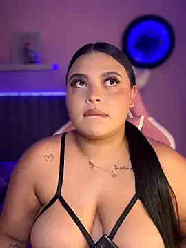 Emily cooper20 online show from 04/21/26, 01:42