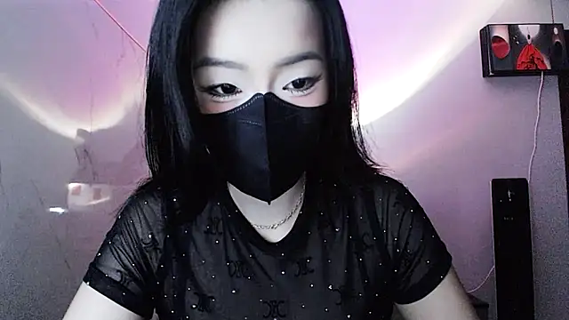 Snapshot of -KathySweet- chatting on 10/18/25, 04:59 -KathySweet- online show from 10/18/25, 04:59