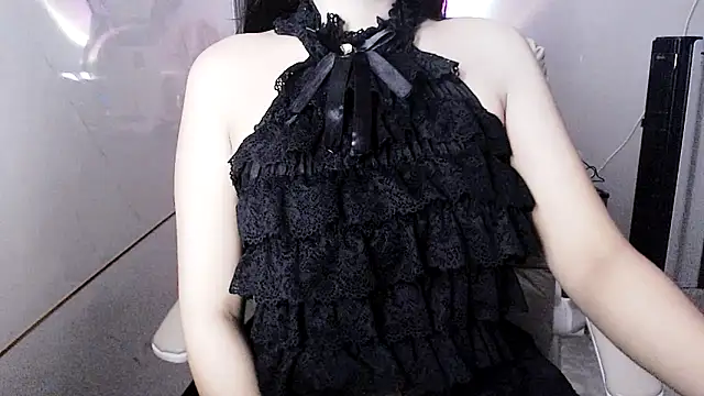 Snapshot of -KathySweet- chatting on 10/28/25, 03:54 -KathySweet- online show from 10/28/25, 03:54