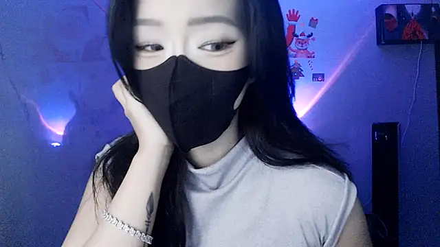 Snapshot of -KathySweet- chatting on 11/19/25, 03:28 -KathySweet- online show from 11/19/25, 03:28