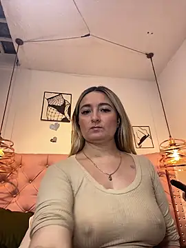 Snapshot of antonella87 chatting on 02/07/26, 11:19 antonella87 online show from 02/07/26, 11:19