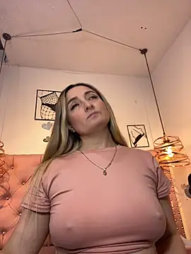 Snapshot of antonella87 chatting on 02/24/26, 08:51 antonella87 online show from 02/24/26, 08:51