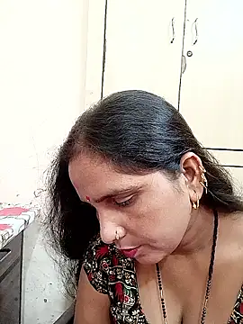 Snapshot of reemacouple007 chatting on 09/20/25, 07:20 reemacouple007 online show from 09/20/25, 07:20